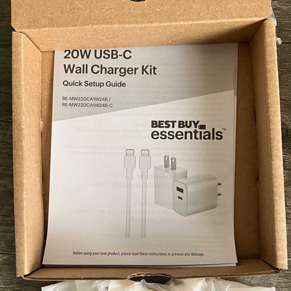Best Buy Essentials 20W USB-C Wall Charger Kit - Picture 6 of 6
